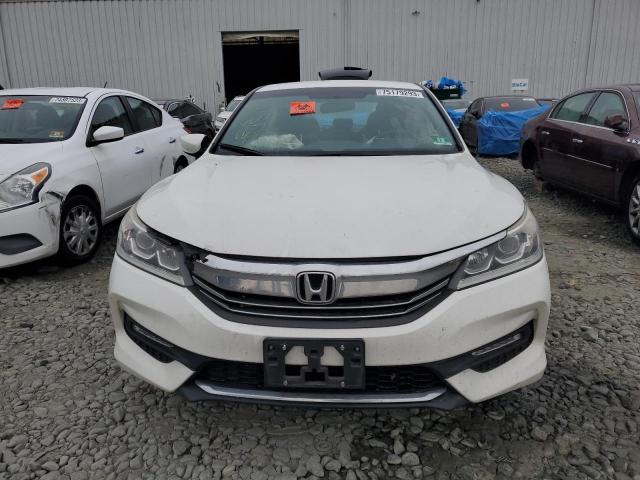 Photo 4 VIN: 1HGCR2F57GA104735 - HONDA ACCORD 