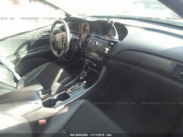 Photo 4 VIN: 1HGCR2F57GA104945 - HONDA ACCORD SEDAN 