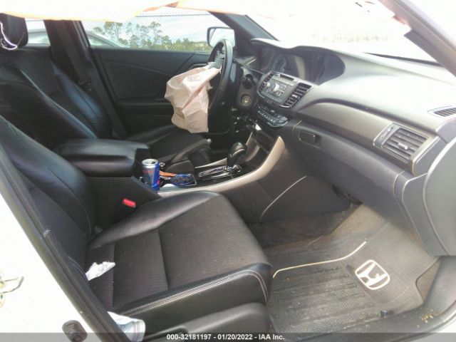 Photo 4 VIN: 1HGCR2F57GA114049 - HONDA ACCORD SEDAN 