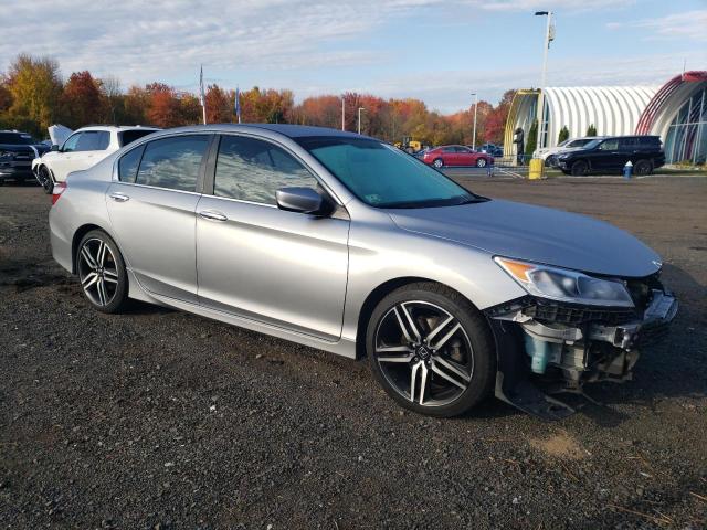 Photo 3 VIN: 1HGCR2F57GA125956 - HONDA ACCORD 