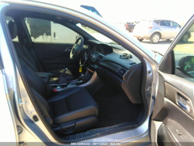 Photo 4 VIN: 1HGCR2F57GA147407 - HONDA ACCORD SEDAN 