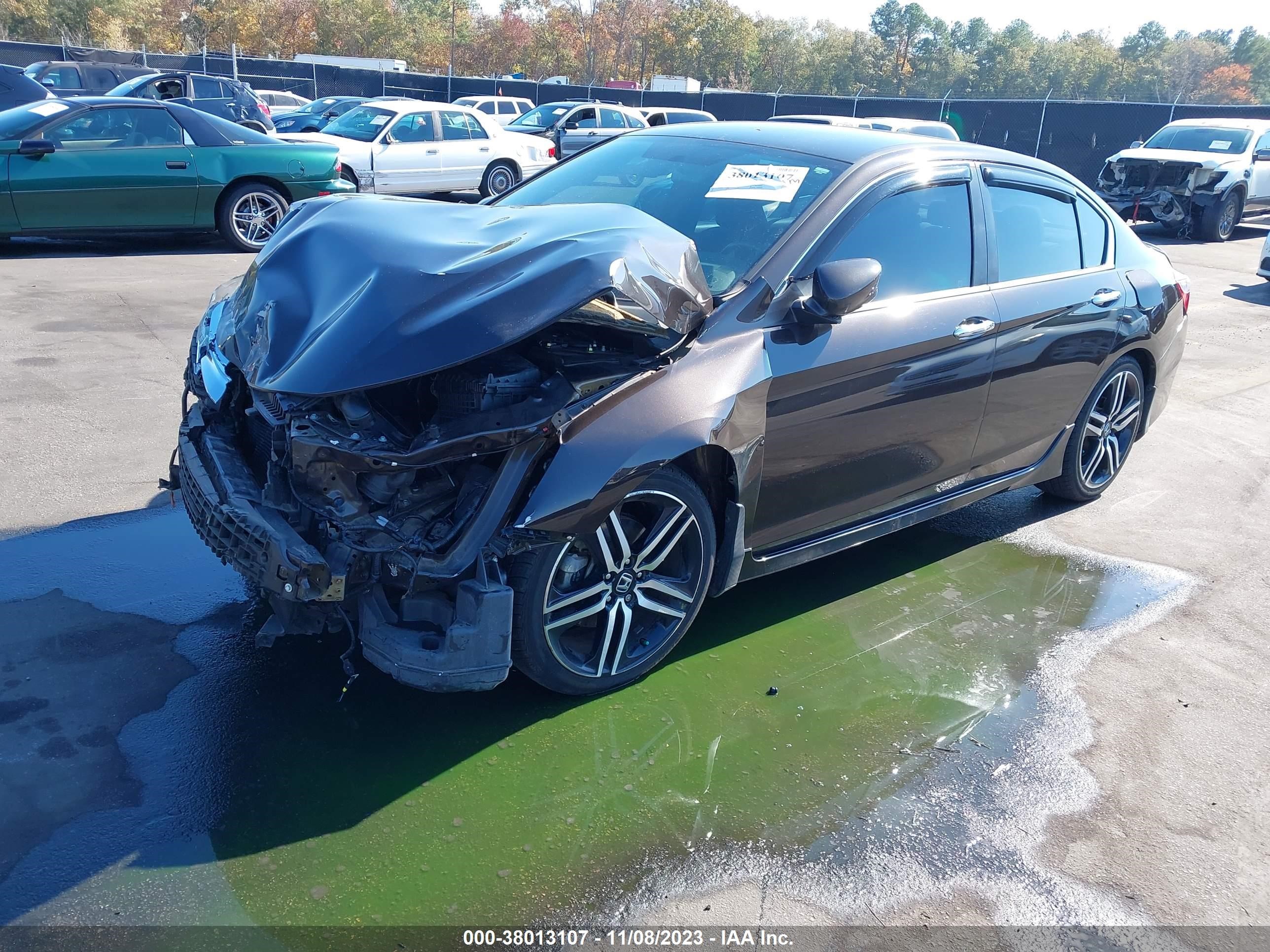 Photo 1 VIN: 1HGCR2F57GA187518 - HONDA ACCORD 