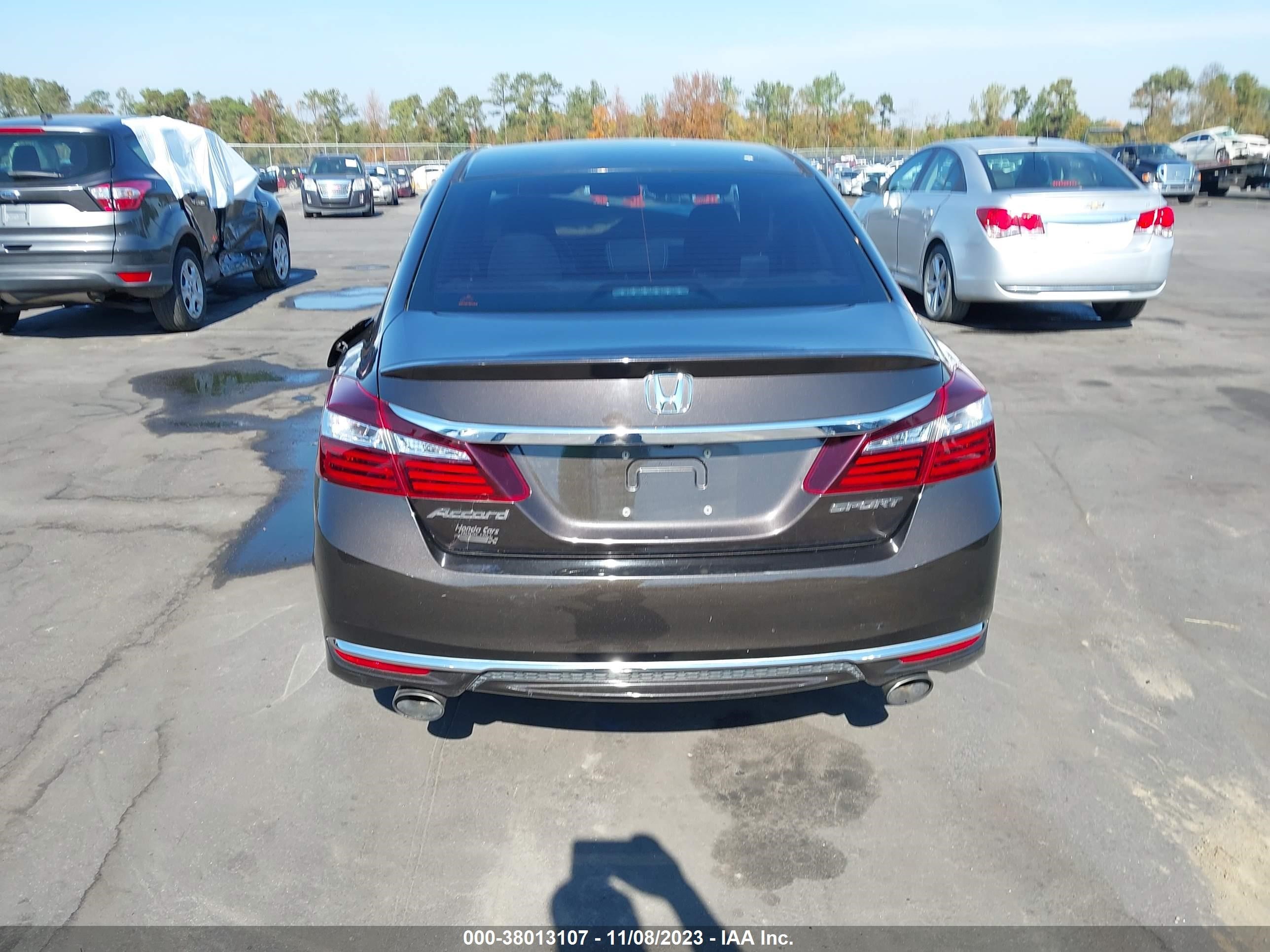 Photo 14 VIN: 1HGCR2F57GA187518 - HONDA ACCORD 