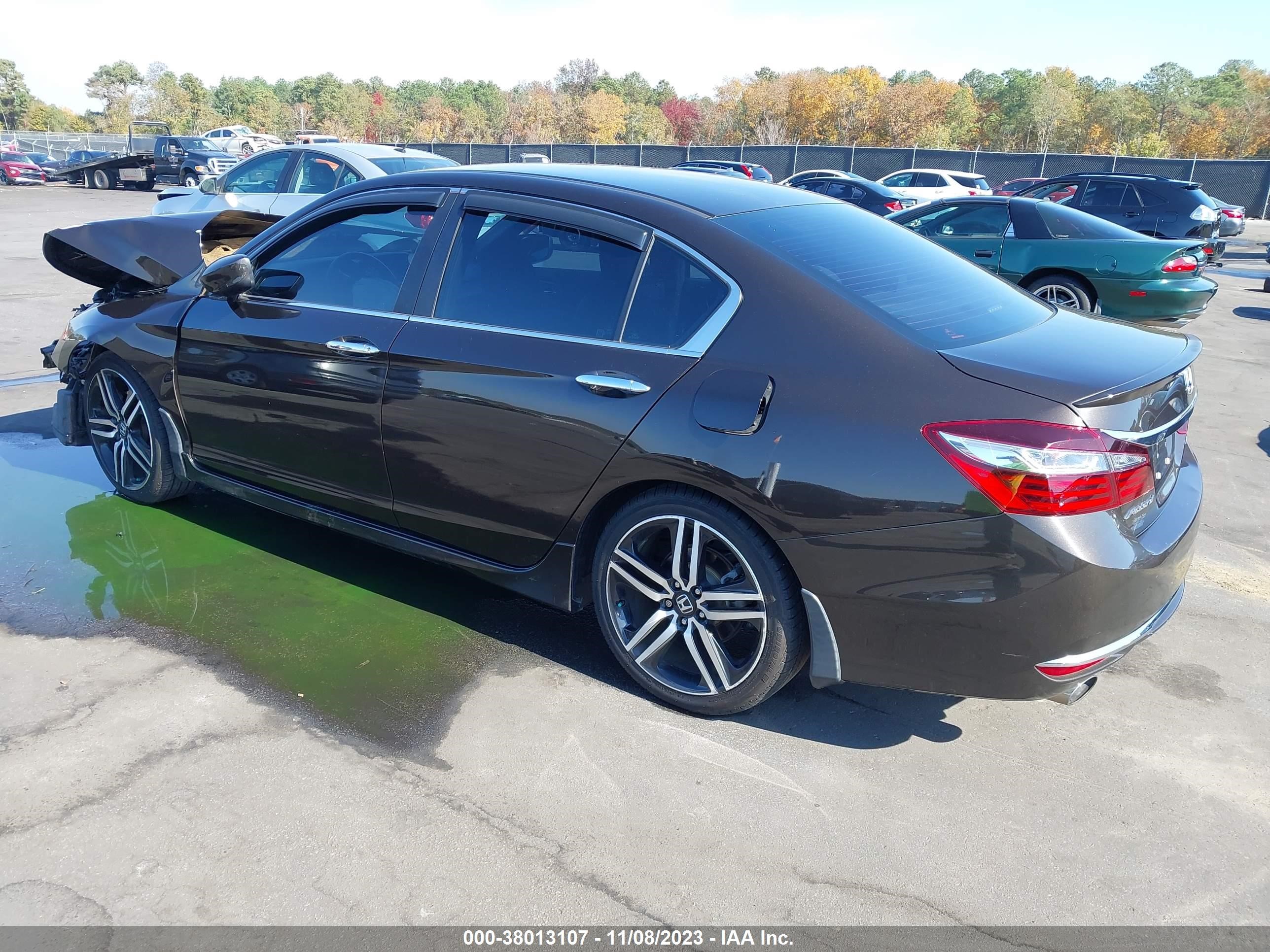 Photo 2 VIN: 1HGCR2F57GA187518 - HONDA ACCORD 