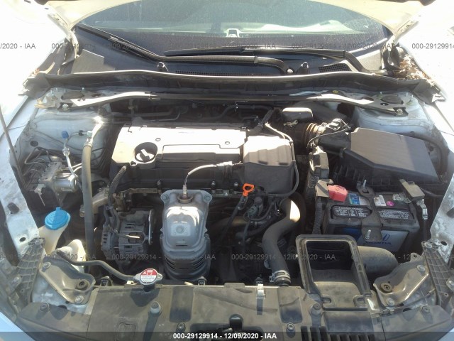 Photo 9 VIN: 1HGCR2F57GA210117 - HONDA ACCORD SEDAN 