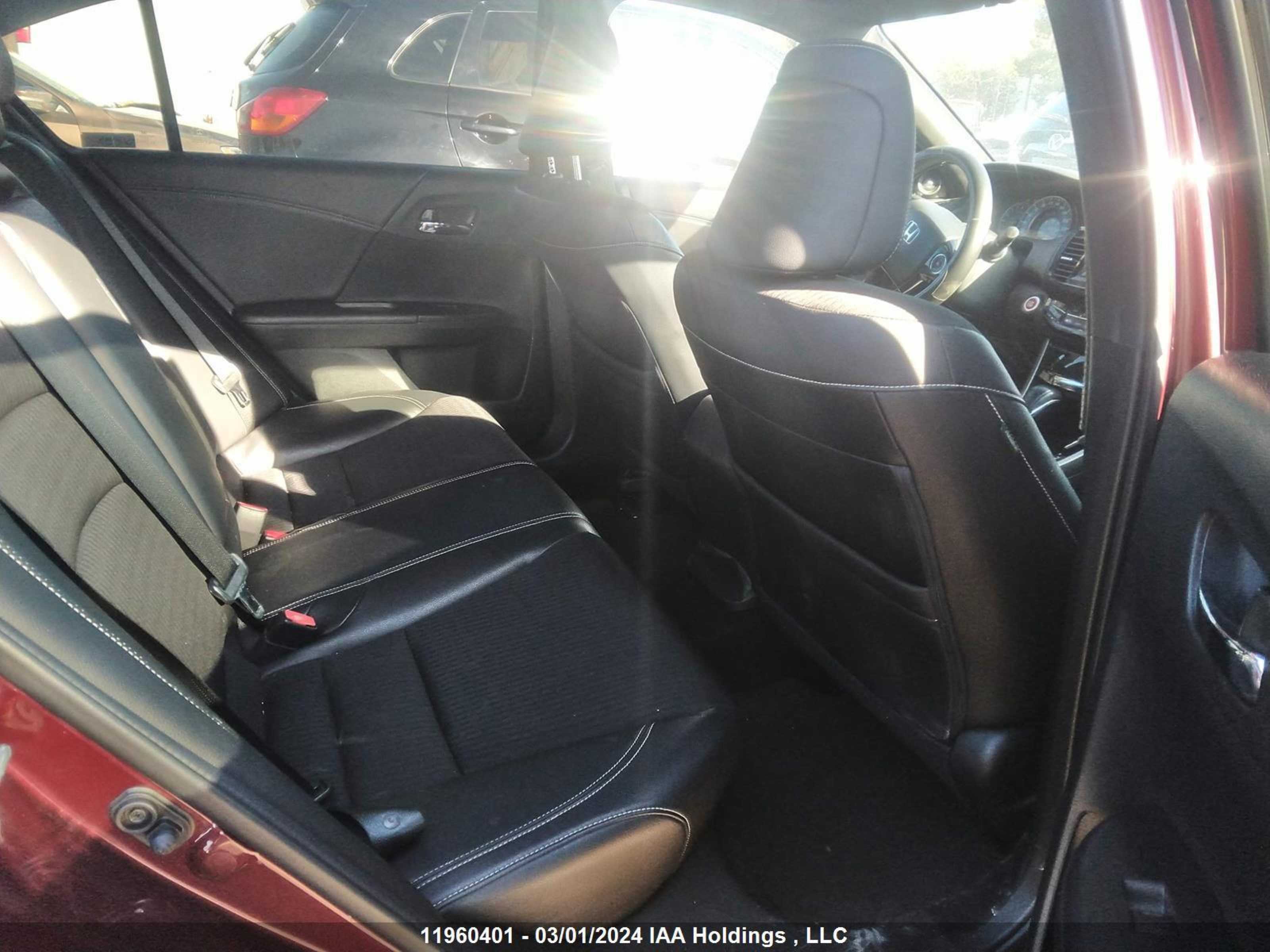 Photo 7 VIN: 1HGCR2F57GA807218 - HONDA ACCORD 