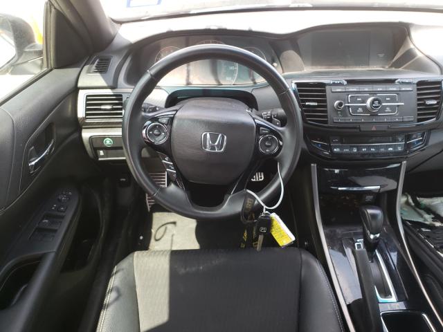 Photo 8 VIN: 1HGCR2F57HA010355 - HONDA ACCORD SPO 