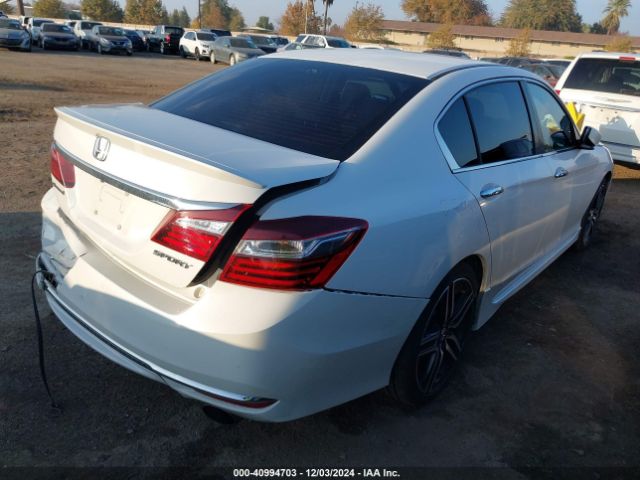 Photo 3 VIN: 1HGCR2F57HA081801 - HONDA ACCORD 