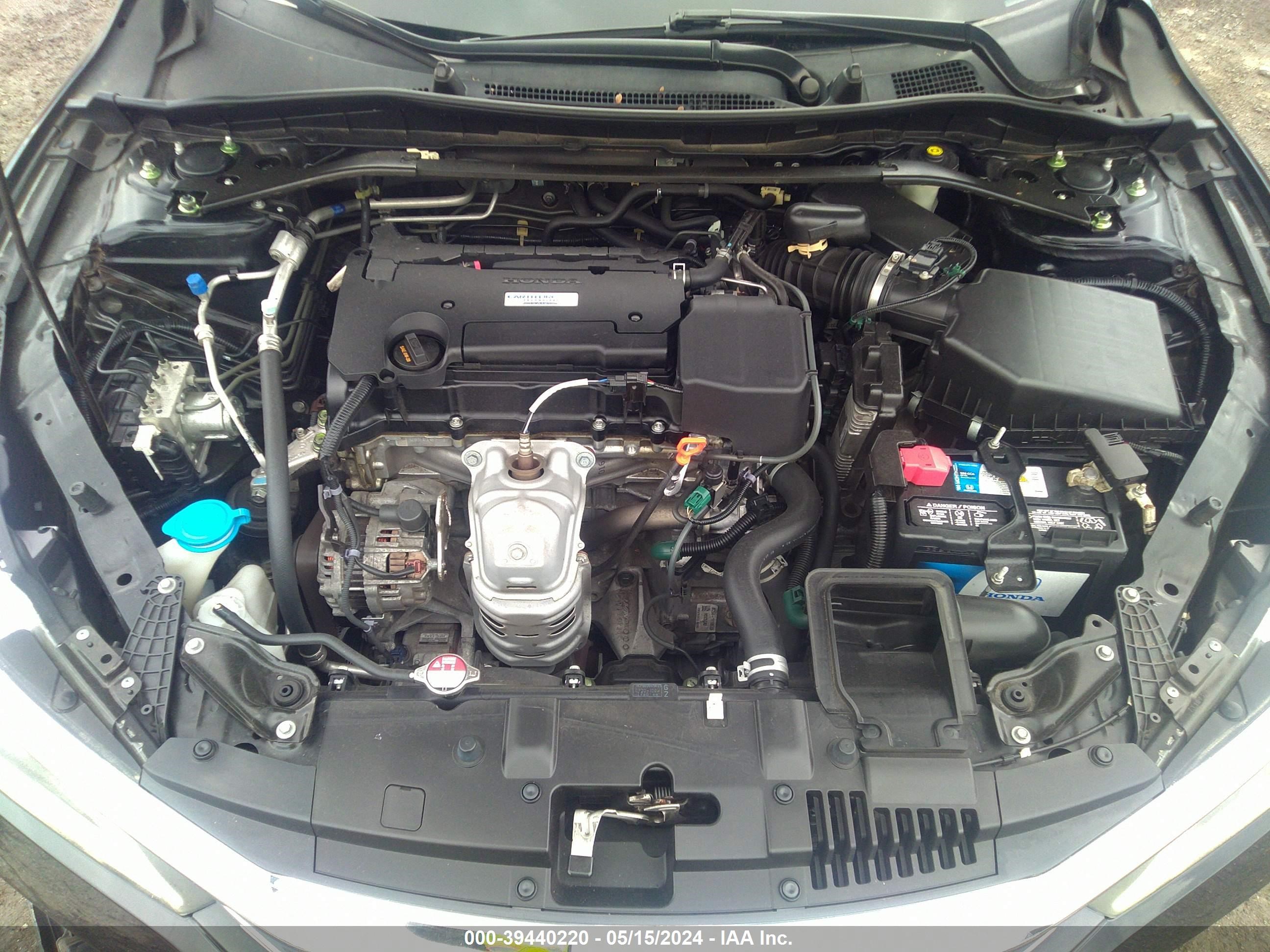 Photo 9 VIN: 1HGCR2F57HA102758 - HONDA ACCORD 