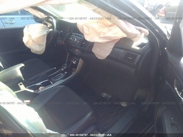 Photo 4 VIN: 1HGCR2F57HA102808 - HONDA ACCORD SEDAN 