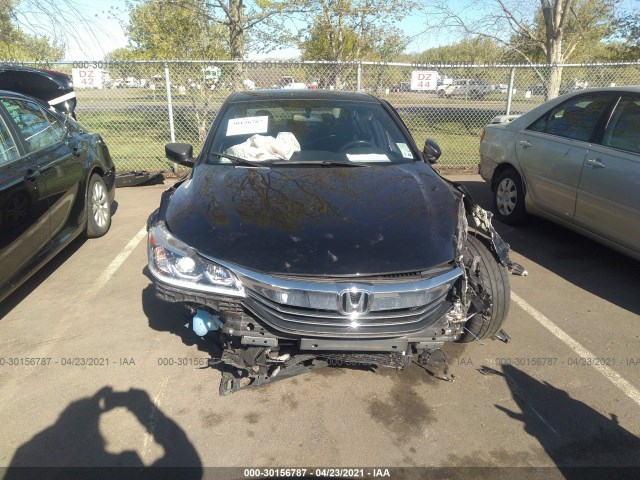 Photo 5 VIN: 1HGCR2F57HA102808 - HONDA ACCORD SEDAN 