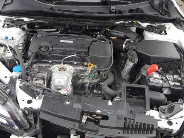 Photo 6 VIN: 1HGCR2F57HA139020 - HONDA ACCORD SPO 