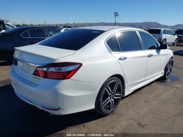 Photo 3 VIN: 1HGCR2F57HA215609 - HONDA ACCORD 