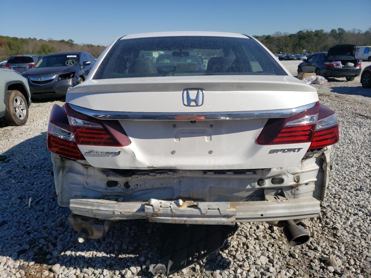 Photo 5 VIN: 1HGCR2F57HA266110 - HONDA ACCORD 