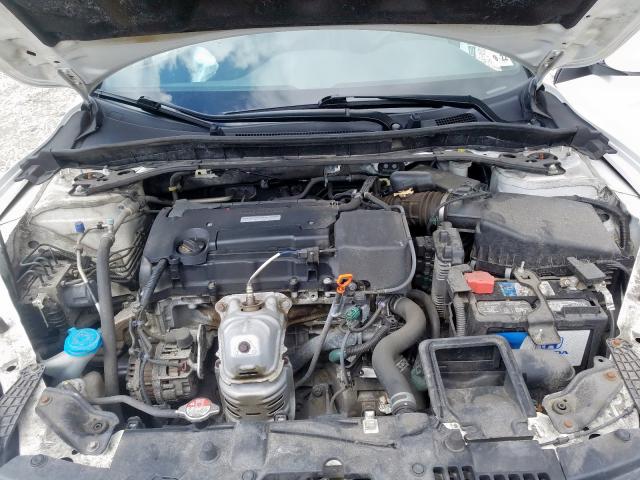 Photo 6 VIN: 1HGCR2F57HA284199 - HONDA ACCORD SPO 