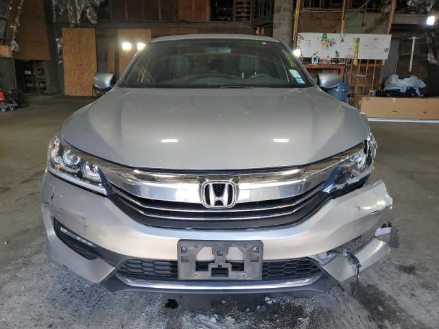 Photo 4 VIN: 1HGCR2F57HA284946 - HONDA ACCORD SPO 