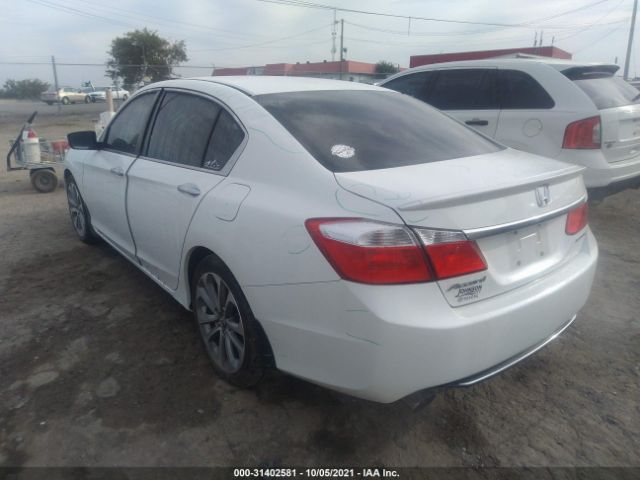 Photo 2 VIN: 1HGCR2F58DA070641 - HONDA ACCORD SDN 