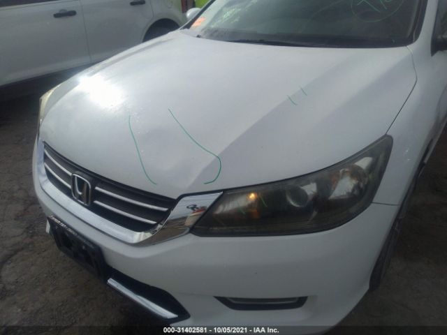 Photo 5 VIN: 1HGCR2F58DA070641 - HONDA ACCORD SDN 