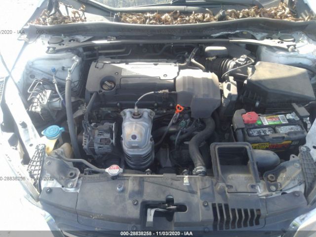 Photo 9 VIN: 1HGCR2F58DA092428 - HONDA ACCORD SDN 