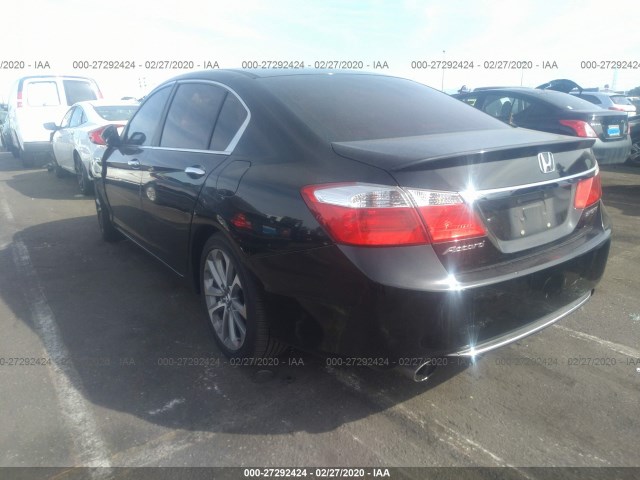 Photo 2 VIN: 1HGCR2F58DA092901 - HONDA ACCORD SDN 