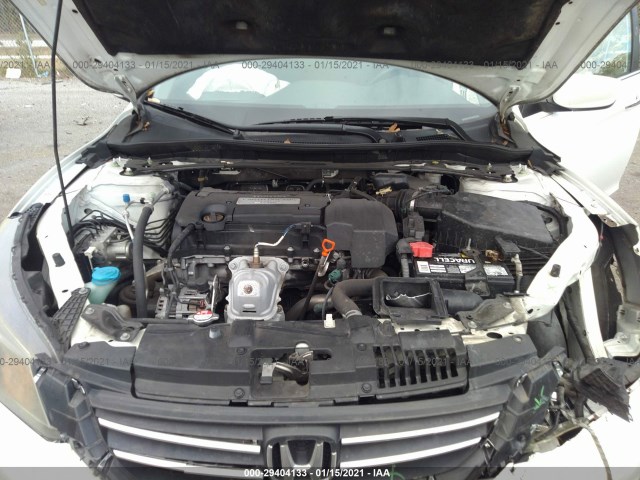 Photo 9 VIN: 1HGCR2F58DA100849 - HONDA ACCORD SDN 