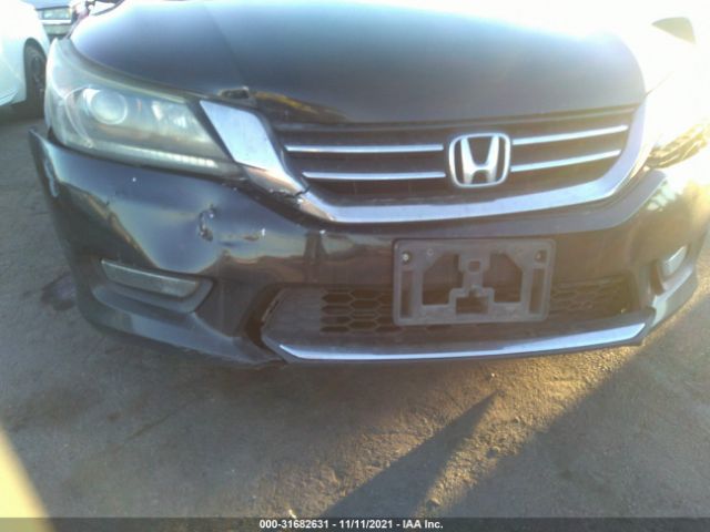 Photo 5 VIN: 1HGCR2F58DA160016 - HONDA ACCORD SDN 