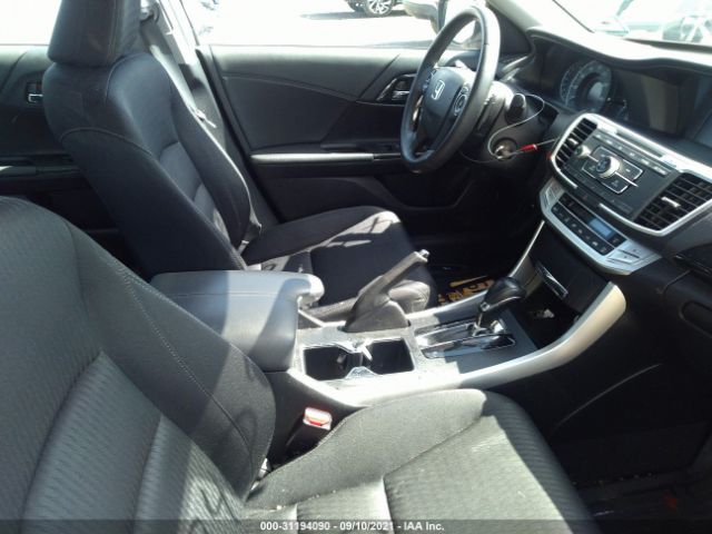 Photo 4 VIN: 1HGCR2F58DA245048 - HONDA ACCORD SDN 