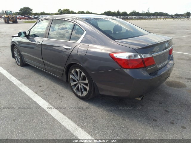 Photo 2 VIN: 1HGCR2F58DA247057 - HONDA ACCORD SDN 