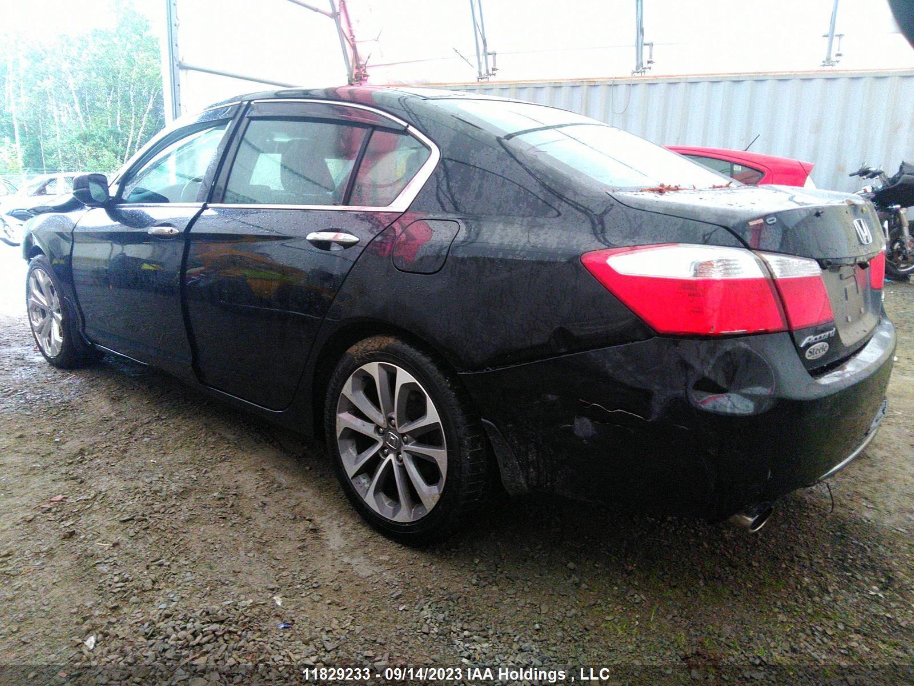 Photo 2 VIN: 1HGCR2F58DA808292 - HONDA ACCORD 