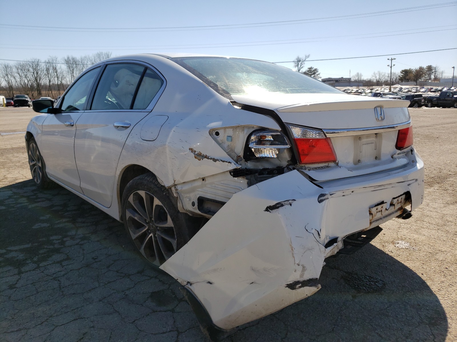 Photo 2 VIN: 1HGCR2F58EA001773 - HONDA ACCORD SPO 