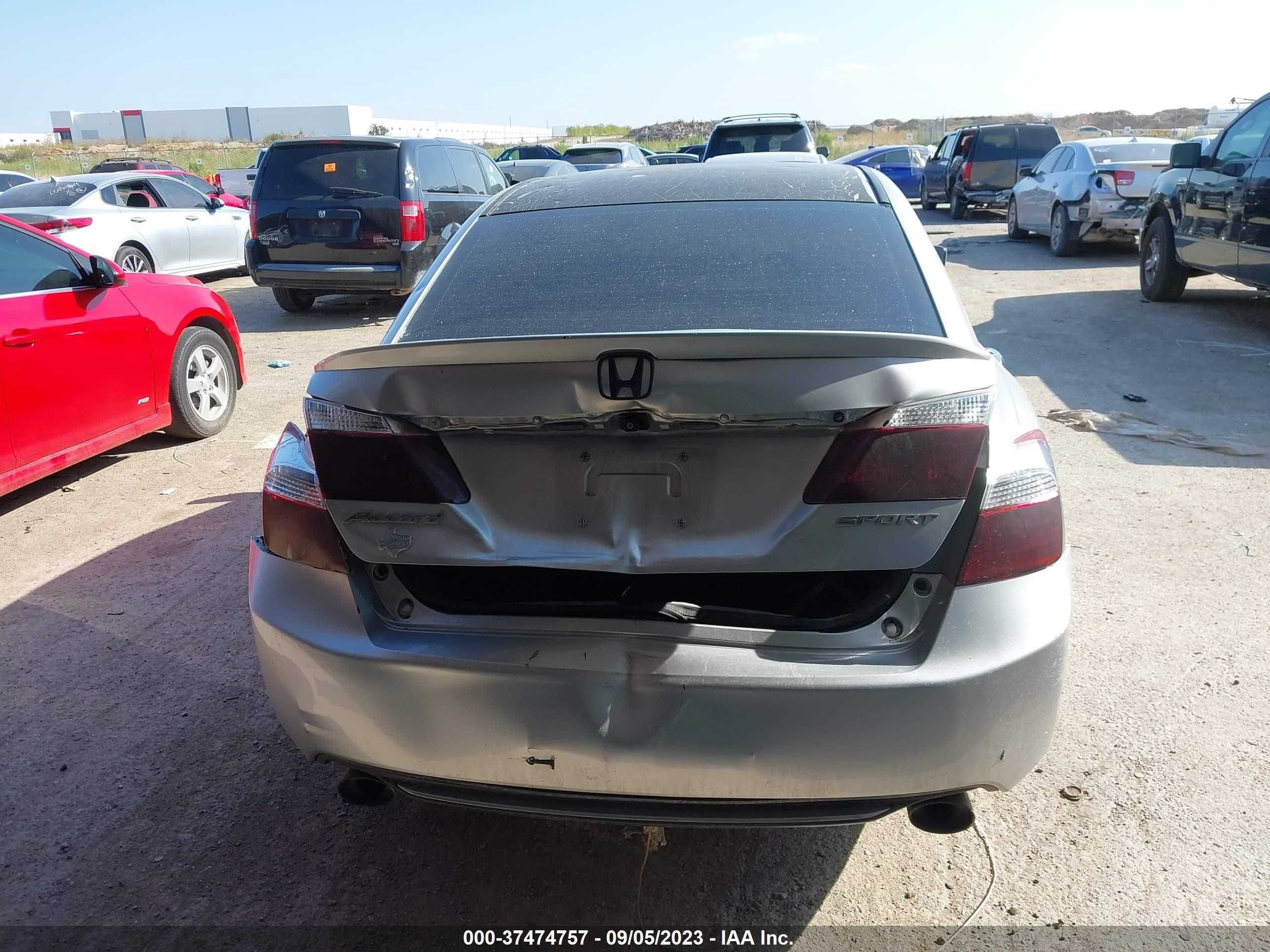 Photo 15 VIN: 1HGCR2F58EA002874 - HONDA ACCORD 