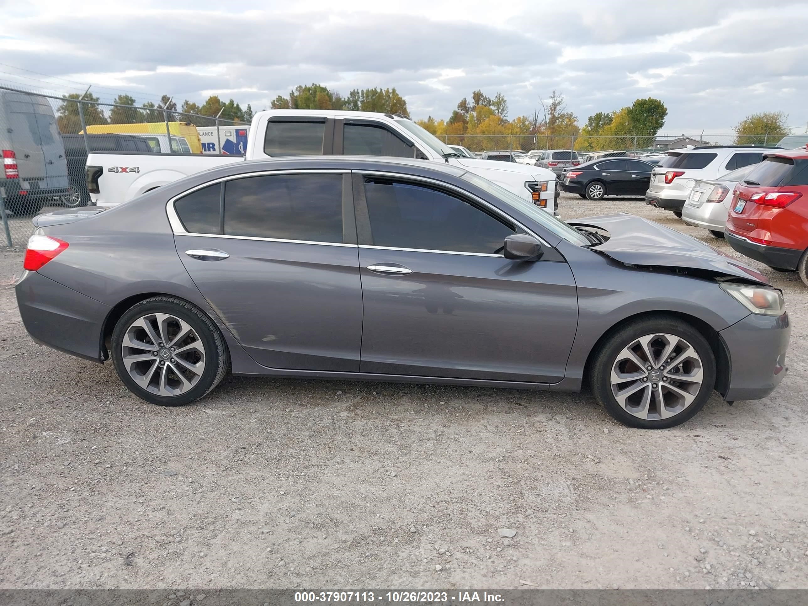 Photo 12 VIN: 1HGCR2F58EA181840 - HONDA ACCORD 