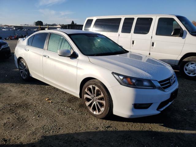 Photo 3 VIN: 1HGCR2F58EA208339 - HONDA ACCORD 