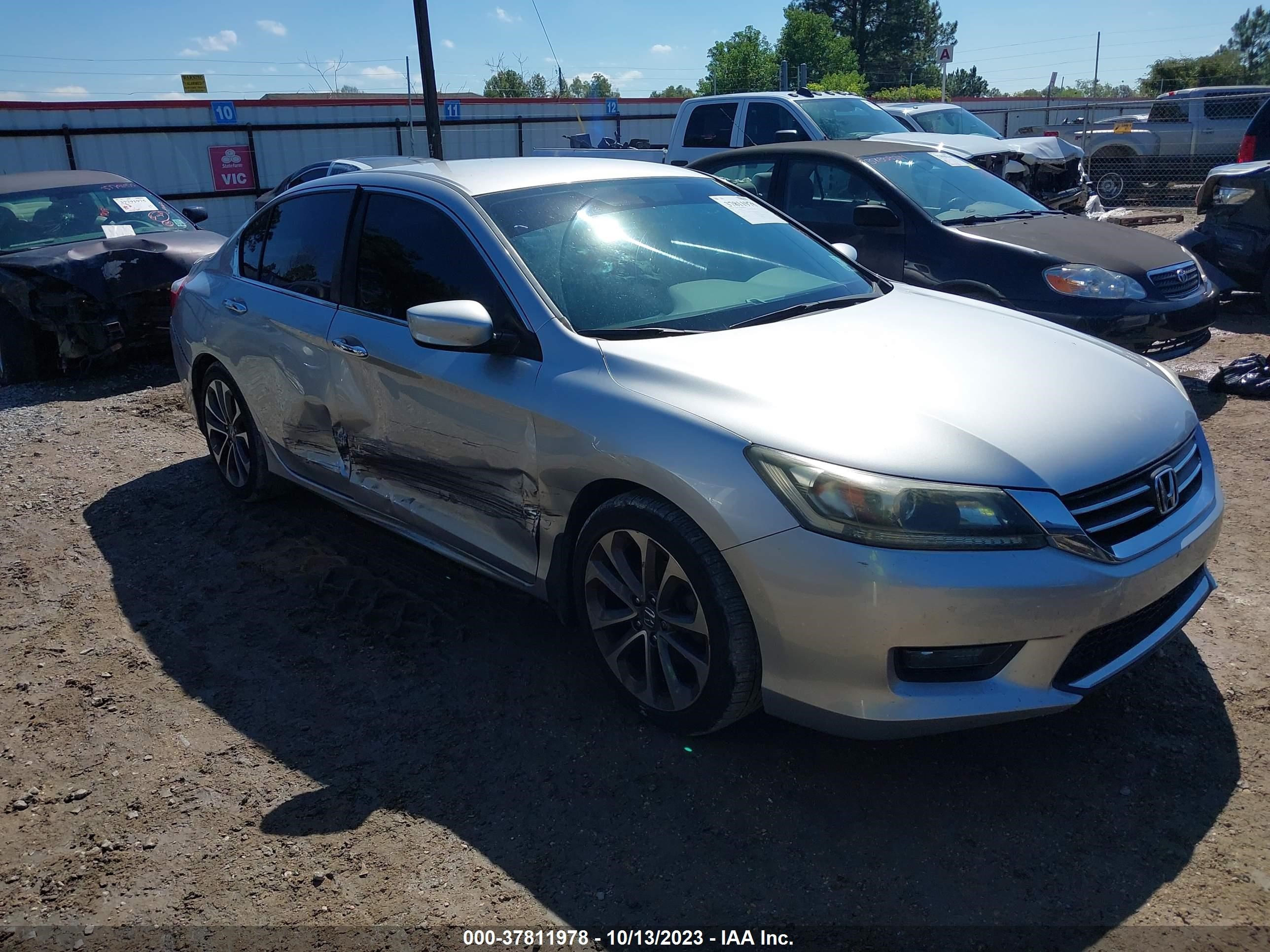 Photo 0 VIN: 1HGCR2F58EA228798 - HONDA ACCORD 