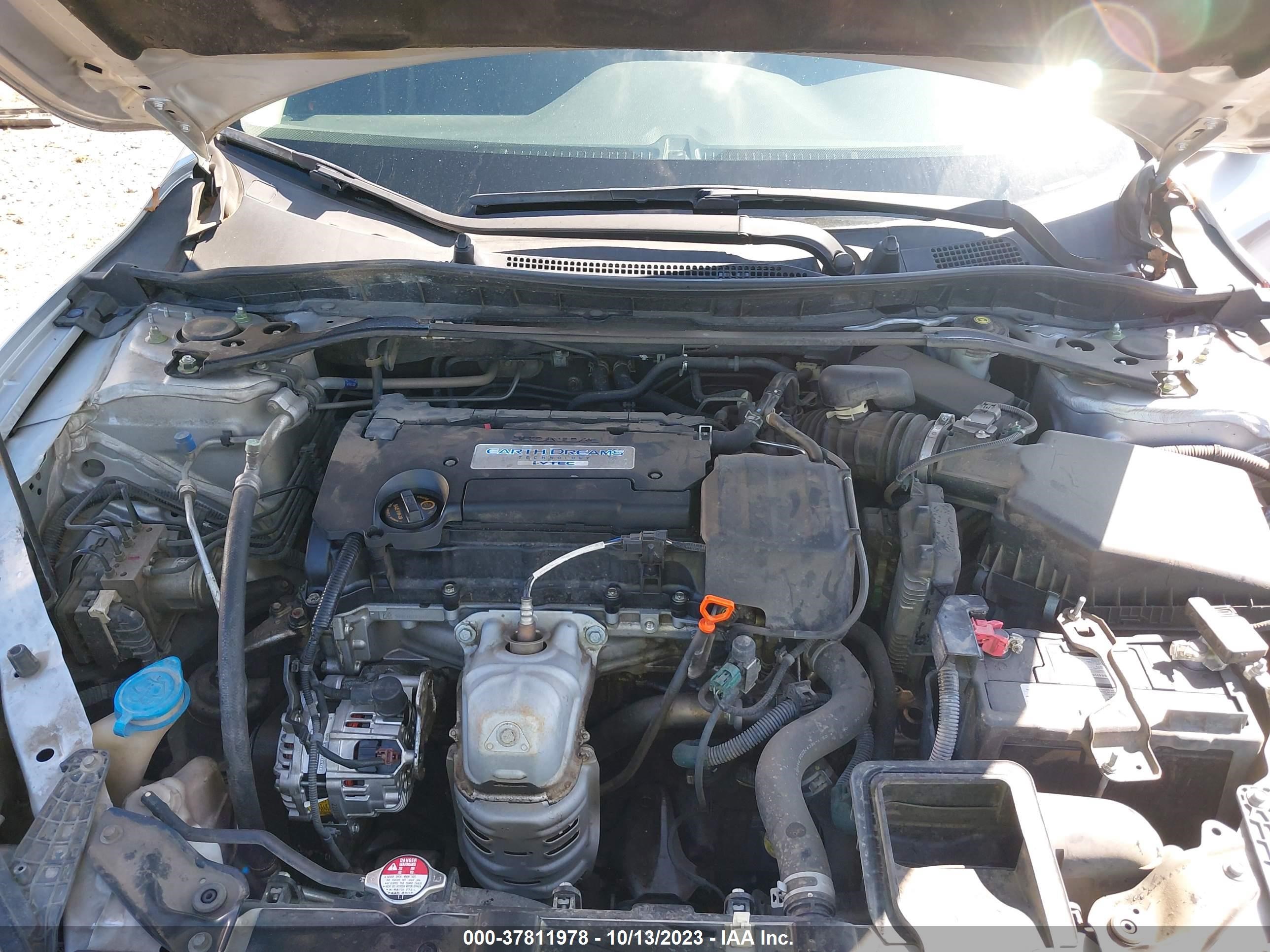 Photo 9 VIN: 1HGCR2F58EA228798 - HONDA ACCORD 