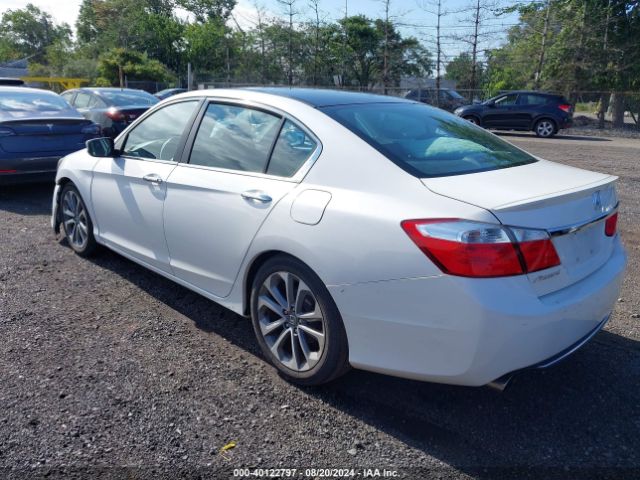 Photo 2 VIN: 1HGCR2F58FA004674 - HONDA ACCORD 