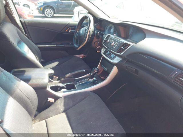 Photo 4 VIN: 1HGCR2F58FA004674 - HONDA ACCORD 