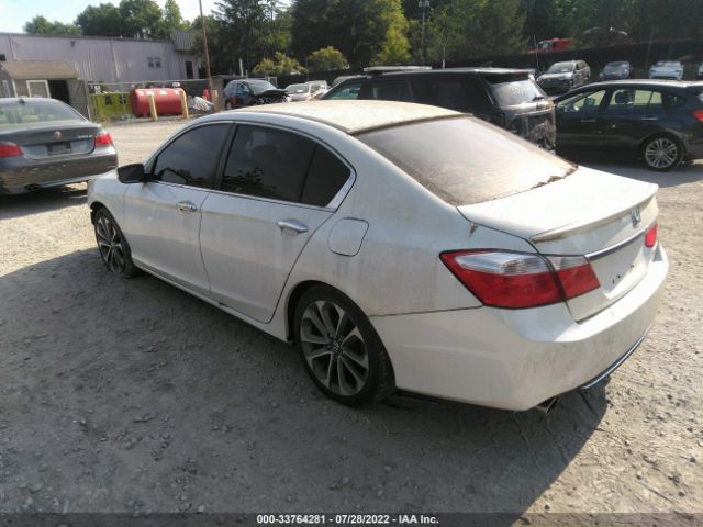 Photo 2 VIN: 1HGCR2F58FA013682 - HONDA ACCORD SEDAN 