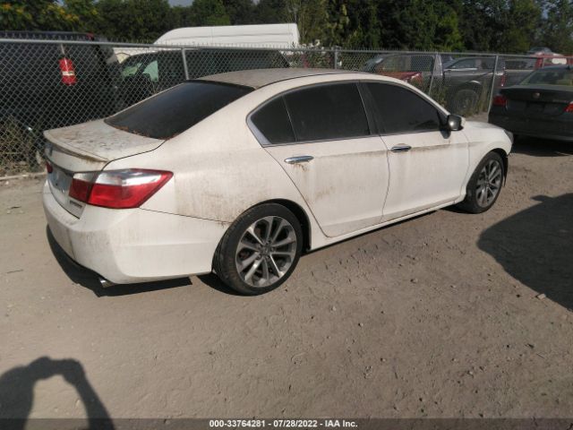 Photo 3 VIN: 1HGCR2F58FA013682 - HONDA ACCORD SEDAN 