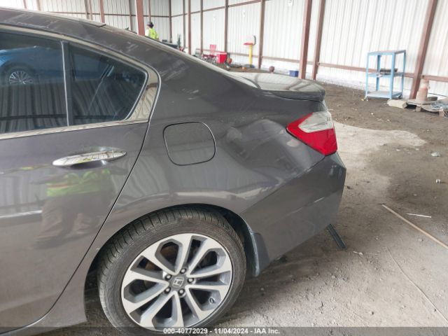 Photo 5 VIN: 1HGCR2F58FA056595 - HONDA ACCORD 