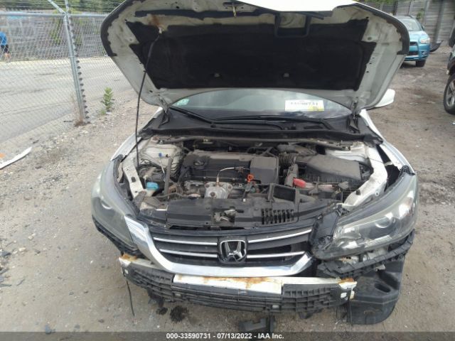 Photo 9 VIN: 1HGCR2F58FA065197 - HONDA ACCORD SEDAN 