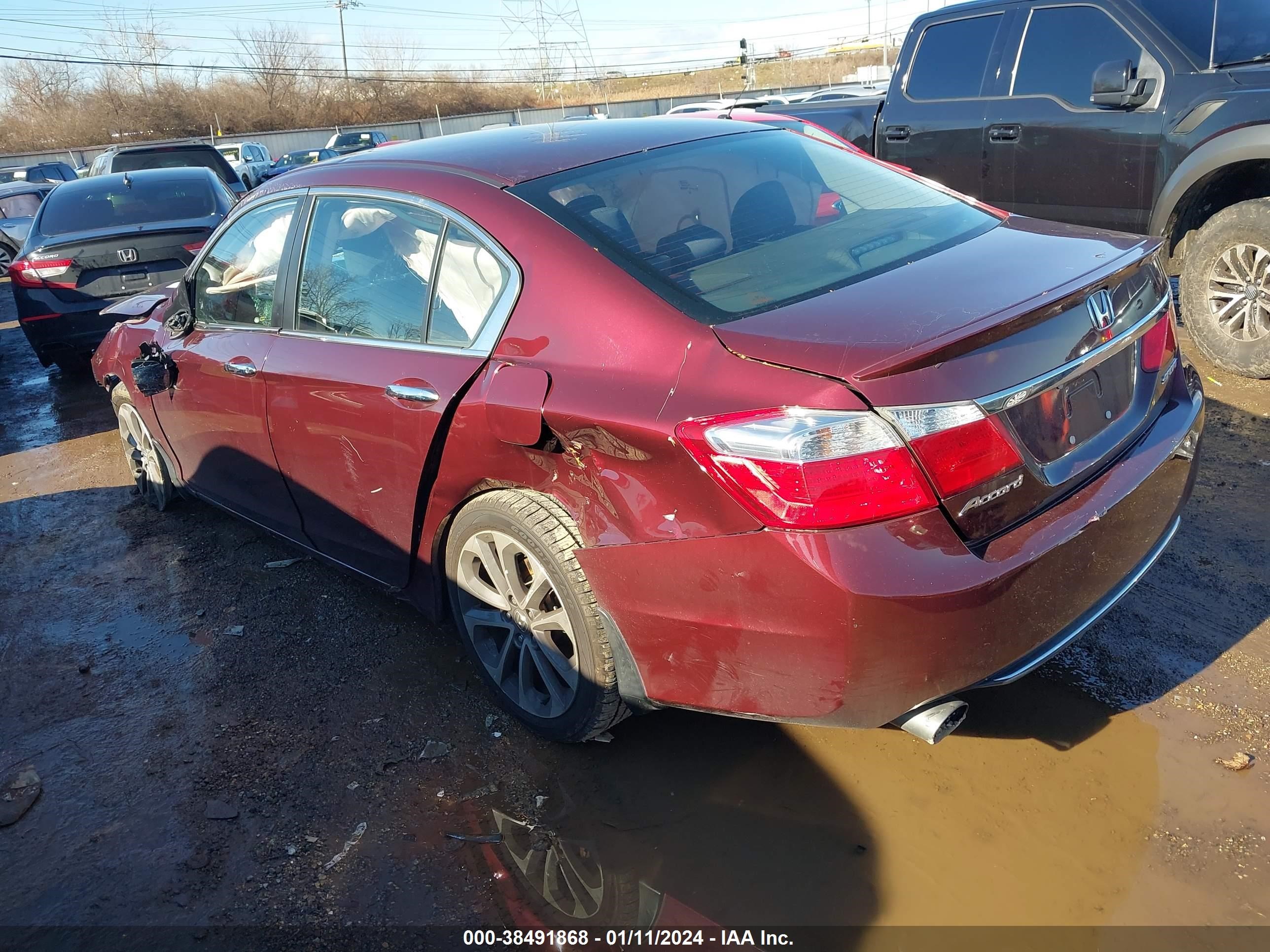 Photo 2 VIN: 1HGCR2F58FA098555 - HONDA ACCORD 