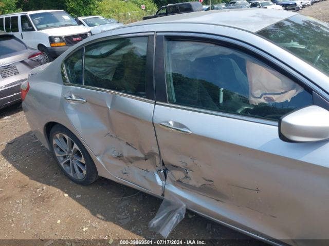 Photo 5 VIN: 1HGCR2F58FA117055 - HONDA ACCORD 