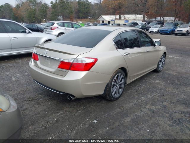 Photo 3 VIN: 1HGCR2F58FA132137 - HONDA ACCORD 