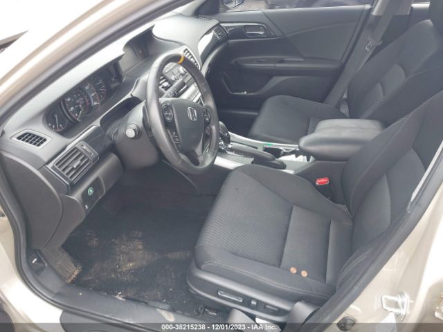 Photo 4 VIN: 1HGCR2F58FA132137 - HONDA ACCORD 