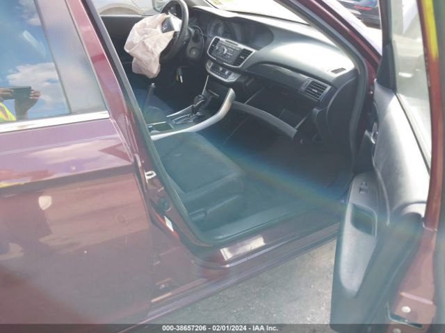 Photo 4 VIN: 1HGCR2F58FA166160 - HONDA ACCORD 