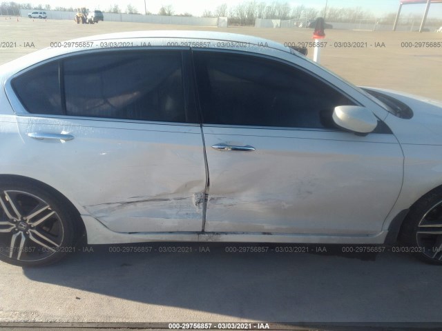 Photo 5 VIN: 1HGCR2F58GA037871 - HONDA ACCORD SEDAN 