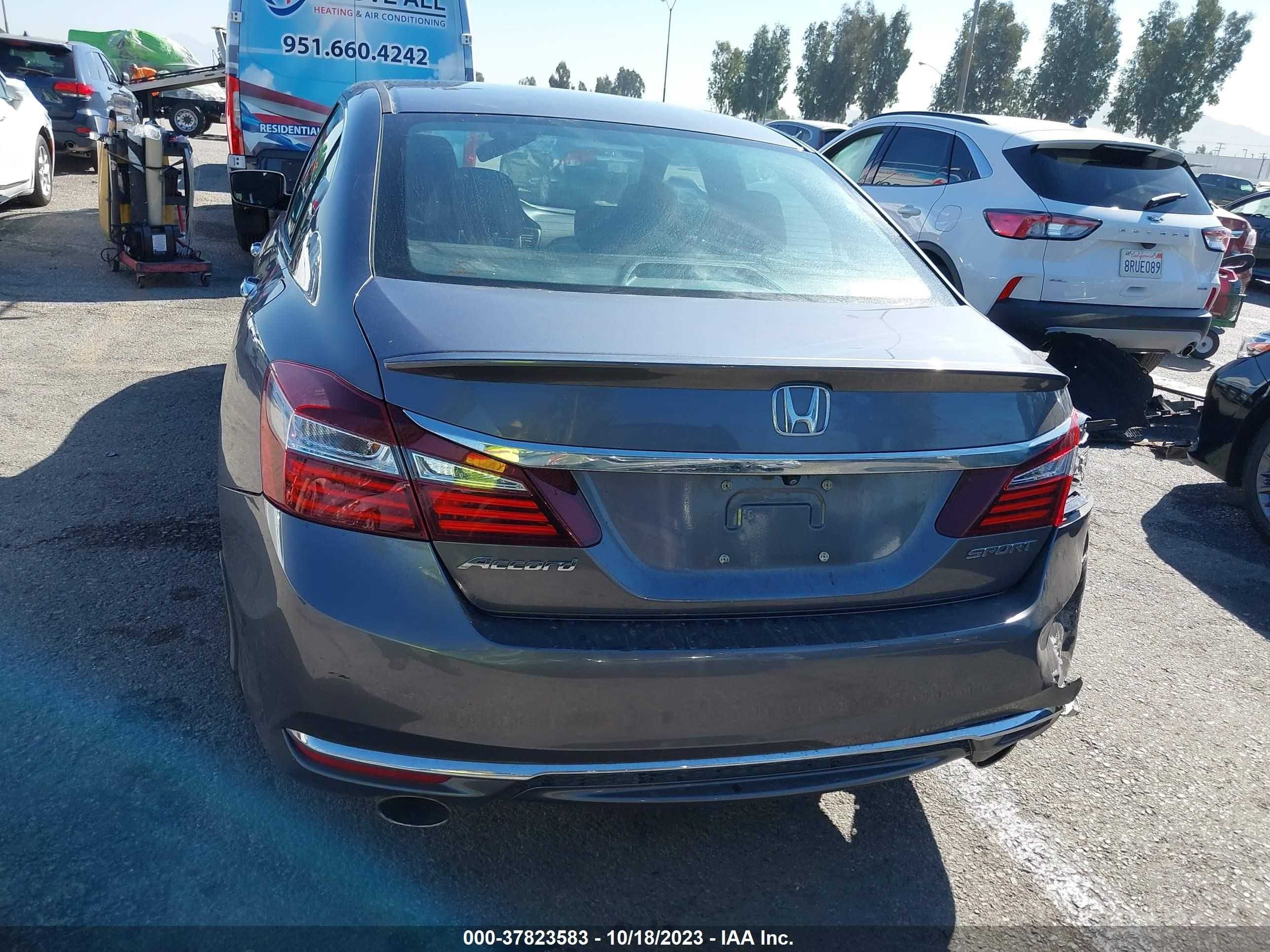 Photo 15 VIN: 1HGCR2F58GA045176 - HONDA ACCORD 