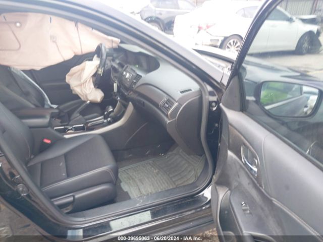 Photo 4 VIN: 1HGCR2F58GA061796 - HONDA ACCORD 