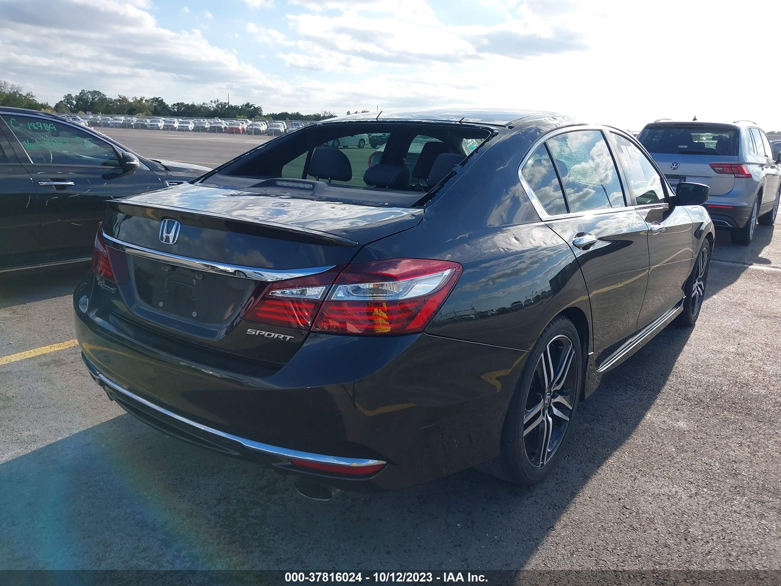 Photo 3 VIN: 1HGCR2F58GA085757 - HONDA ACCORD 